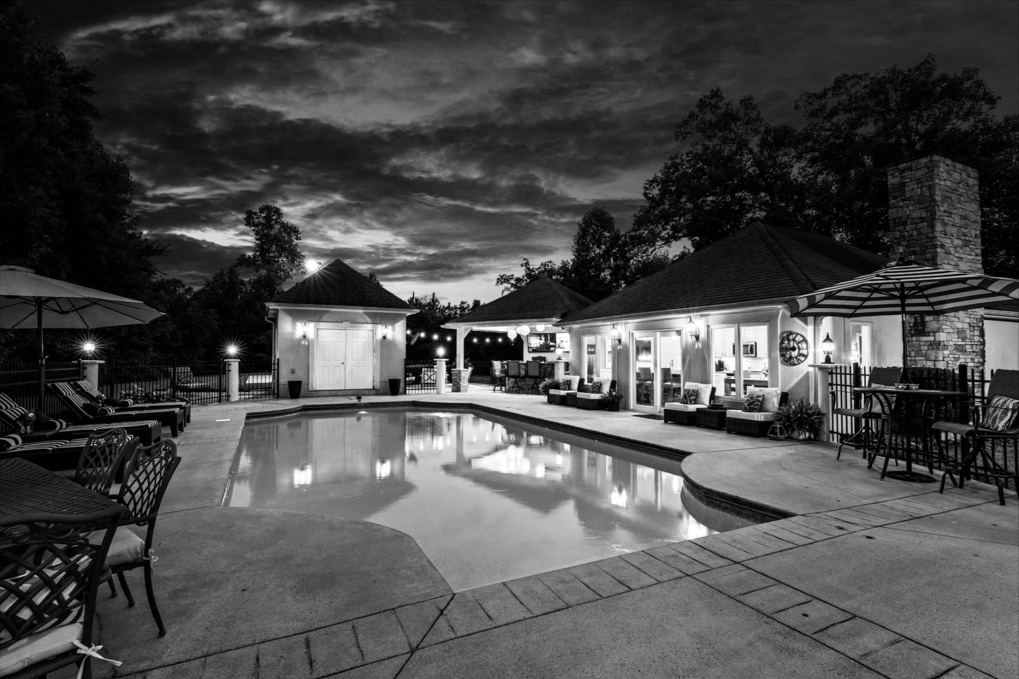 009-154 Heathrow Ln_twilight-09