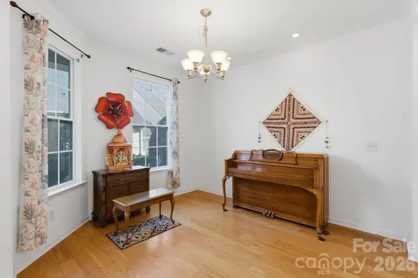 4418 Forest Gate LN, Charlotte, NC 28270