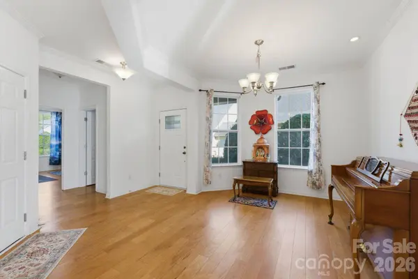 4418 Forest Gate LN, Charlotte, NC 28270