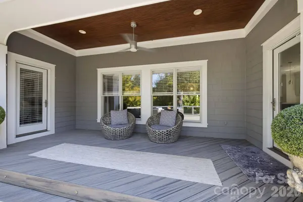 141 Stonewall Beach LN, Mooresville, NC 28117