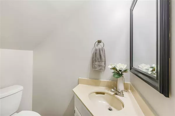 643 STONEY CREEK AVE, Baton Rouge, LA 70808