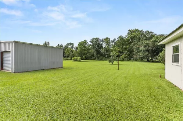 16083 RIVER ROAD RD, Hahnville, LA 70057