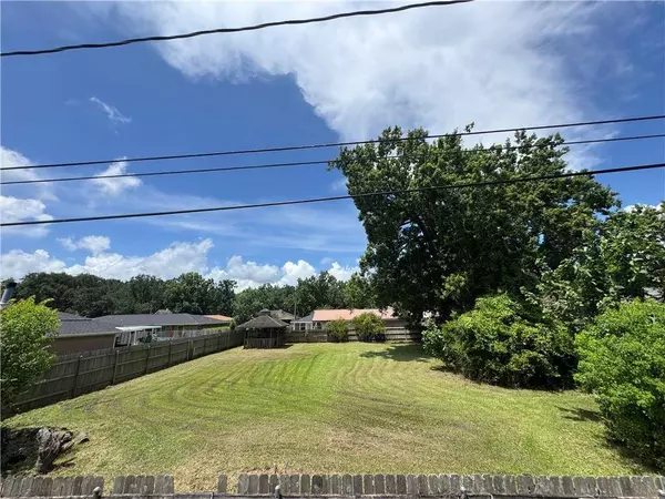 406 BERNARD AVE, Ama, LA 70031