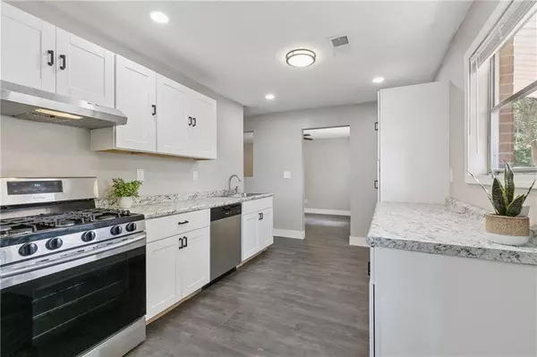 11 HALLE PL, Waggaman, LA 70094