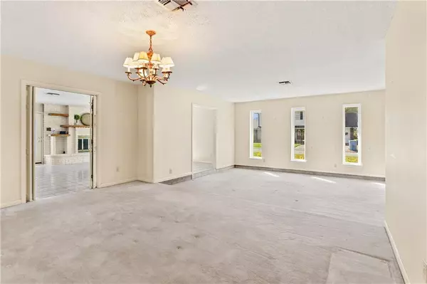 102 APPLE CT, Luling, LA 70070