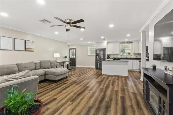 137 RIVER OAKS DR, Luling, LA 70070