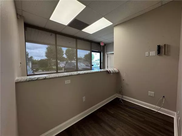 100 MELONIE DR #E, Boutte, LA 70039