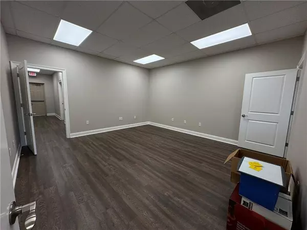 100 MELONIE DR #E, Boutte, LA 70039