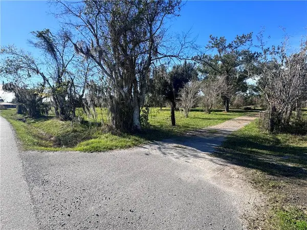 428 MAGNOLIA RIDGE DR, Boutte, LA 70039