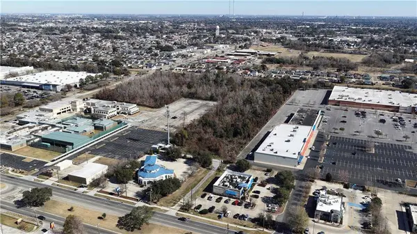 1705 MANHATTAN BLVD, Harvey, LA 70058