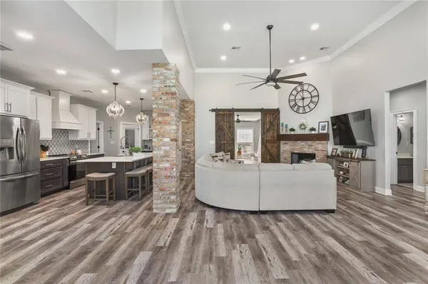 218 HAWTHORN DR, Luling, LA 70070