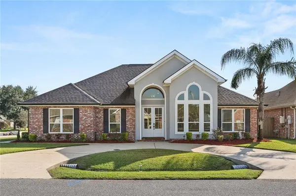 218 HAWTHORN DR, Luling, LA 70070