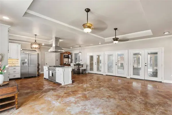 102 SOUTH BAYOU ESTATES DR, Des Allemands, LA 70030