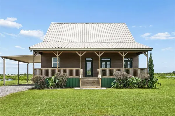 3368 RESORT LN, Des Allemands, LA 70030