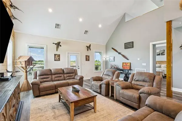 3368 RESORT LN, Des Allemands, LA 70030