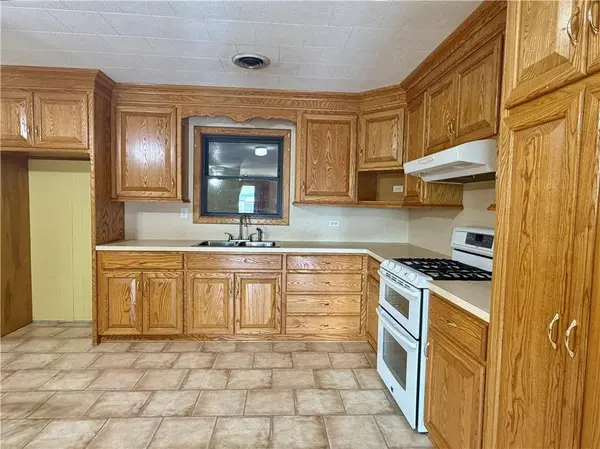 206 GREEN ACRES ST, Larose, LA 70373