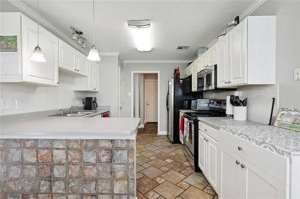 304 BALBOA DR, Luling, LA 70070