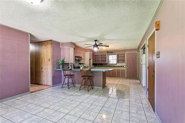 322 MALONEY RD, Des Allemands, LA 70030