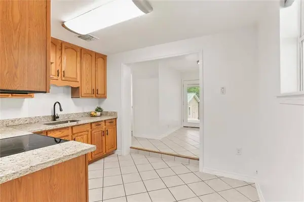 330 SOUTH KENNER AVE, Westwego, LA 70094