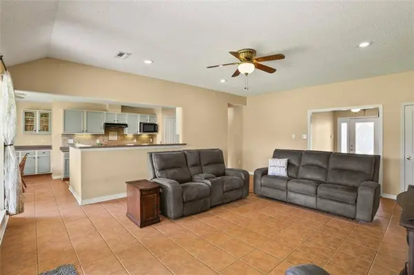 102 UNION DR, Hahnville, LA 70057