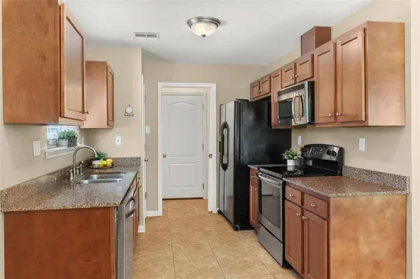 305 ALLIE LN, Luling, LA 70070