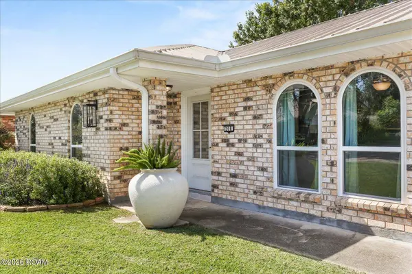 208 Santa Cruz CT