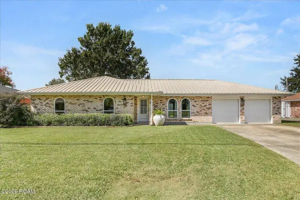 208 Santa Cruz CT, Luling, LA 70070
