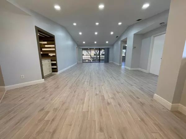 6691 Montego Bay BLVD H, Boca Raton, FL 33433