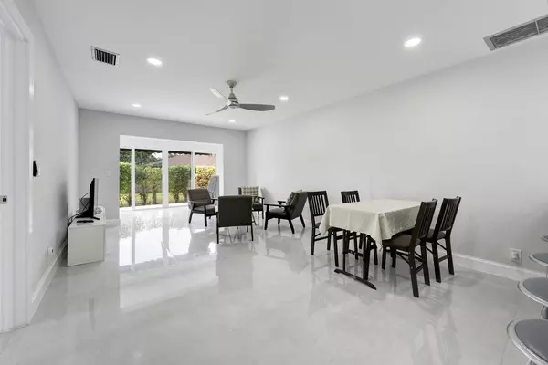 21070 Covington DR, Boca Raton, FL 33433