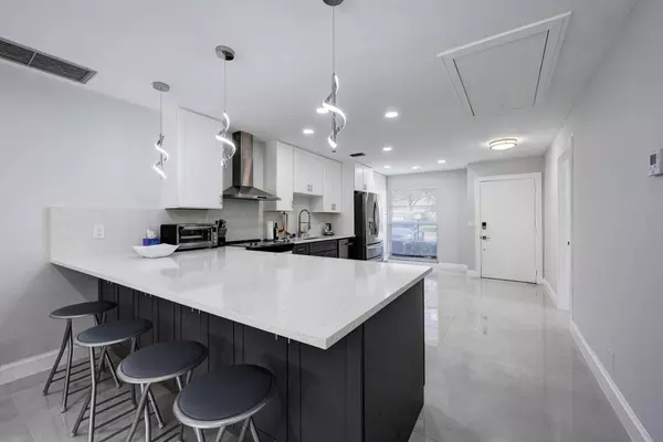 21070 Covington DR, Boca Raton, FL 33433