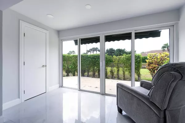 21070 Covington DR, Boca Raton, FL 33433