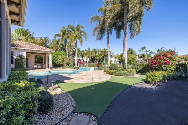 9253 Este Lago DR, Boca Raton, FL 33496