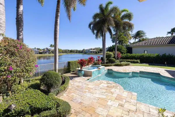 9253 Este Lago DR, Boca Raton, FL 33496