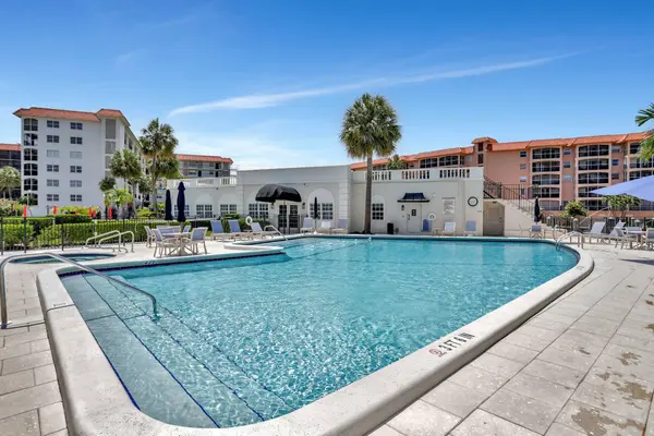 2871 N OCEAN BLVD #D210, Boca Raton, FL 33431