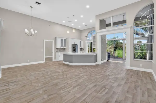 17254 Boca Club BLVD #106, Boca Raton, FL 33487