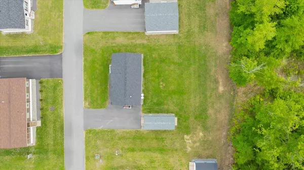 41 Red Oak DR, Turner, ME 04282