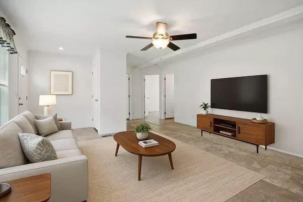 41 Red Oak DR, Turner, ME 04282