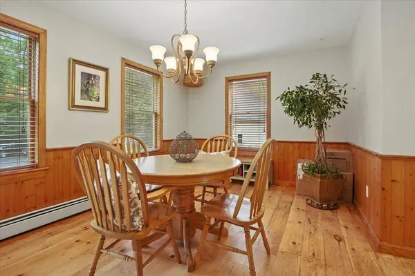 67 Toothaker RD, Richmond, ME 04357