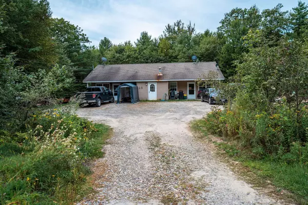 11 Dustin DR, Sabattus, ME 04280