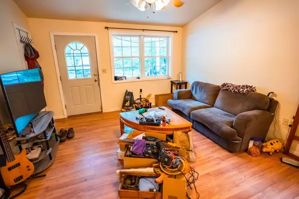 11 Dustin DR, Sabattus, ME 04280