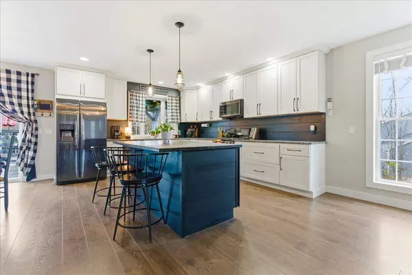 22 Woodside DR, Sabattus, ME 04280