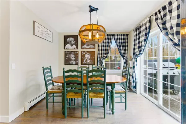 22 Woodside DR, Sabattus, ME 04280