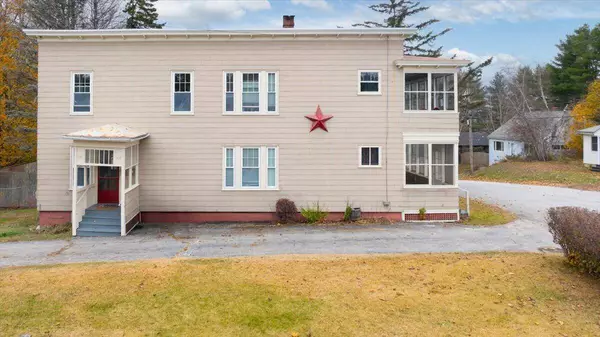 23 Janelle ST, Lewiston, ME 04240