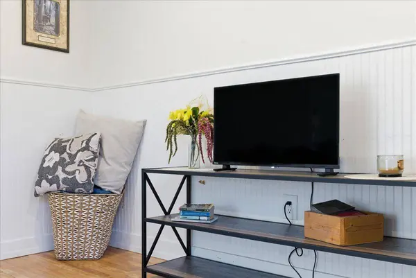 394 Highland AVE, Gardiner, ME 04345