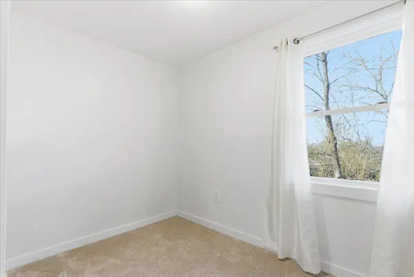 394 Highland AVE, Gardiner, ME 04345