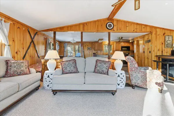 11 Top Hill RD, Bridgton, ME 04009