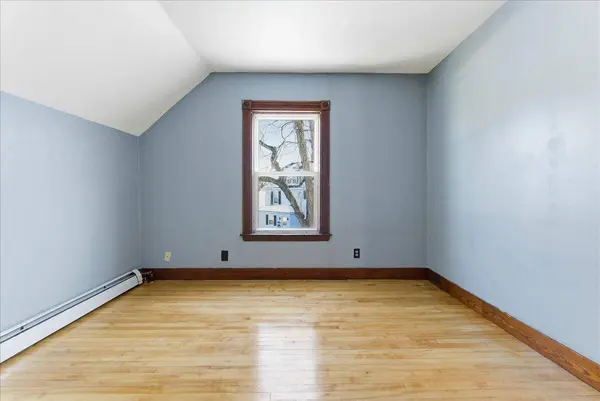 347 Sabattus ST, Lewiston, ME 04240