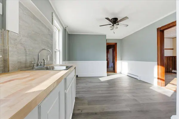 347 Sabattus ST, Lewiston, ME 04240