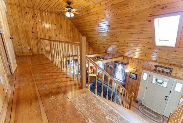 59 Vanner RD, Washington, ME 04574