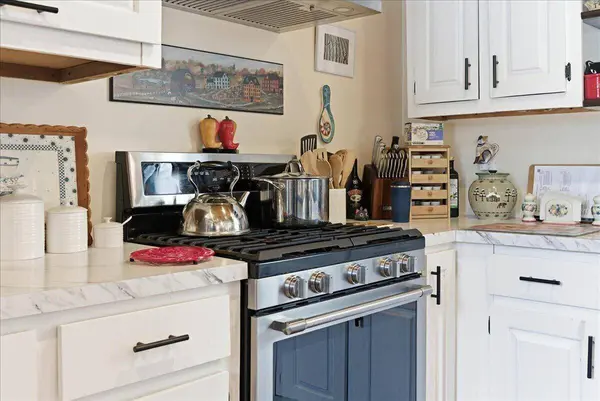 59 Vanner RD, Washington, ME 04574